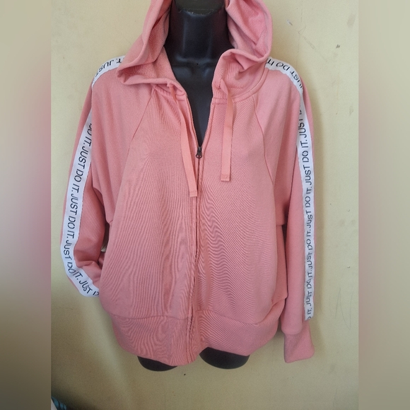 Women's Nike "Just Do It" Dri-Fit Zip up Hoodie - Picture 6 of 10